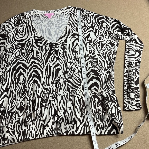 LILLY PULITZER Animal Print Cotton/Modal Blend Eleni Sweater- Small - Picture 6 of 11